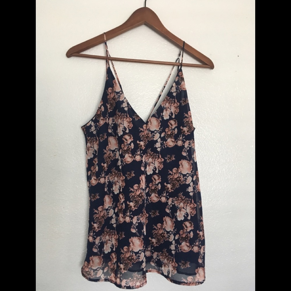 Women’s floral top